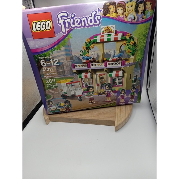 LEGO FRIENDS: Heartlake Pizzeria (41311) New Box ,Damaged Box See Photos - Picture 3 of 10